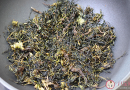 饮用蒲公英茶有什么功效好处(哪些人不适合喝蒲公英茶)