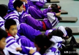 学生适合仰卧起坐吗(女生1分钟仰卧起坐标准是多少)