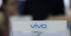 vivo(X70手机曝光,新机拥有双扬声器)